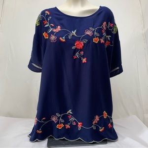 NWT Time & Tru Woman's Large Peasant Top Blue Floral Embroidered Relaxed Fit